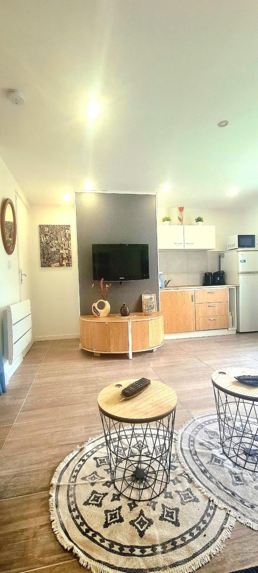 Joli T1 Bis Fonctionnel A Montussan Appartement Buitenkant foto